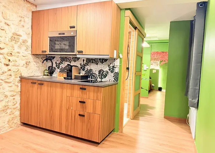 Apartamento Nouveau - Jungle Sakura - 2p - Center - Clim By Narbana